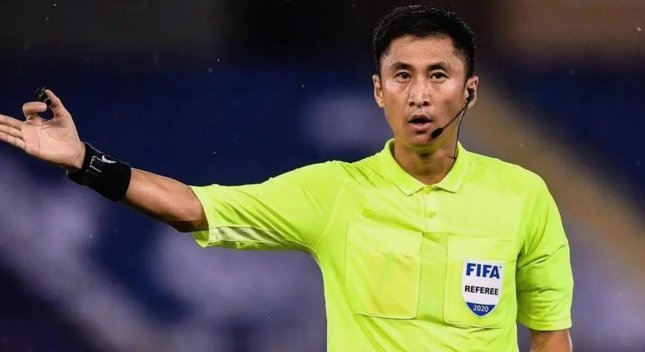 德体育一台：马宁成世界杯顶流，“卡牌大师”两周涨粉20万