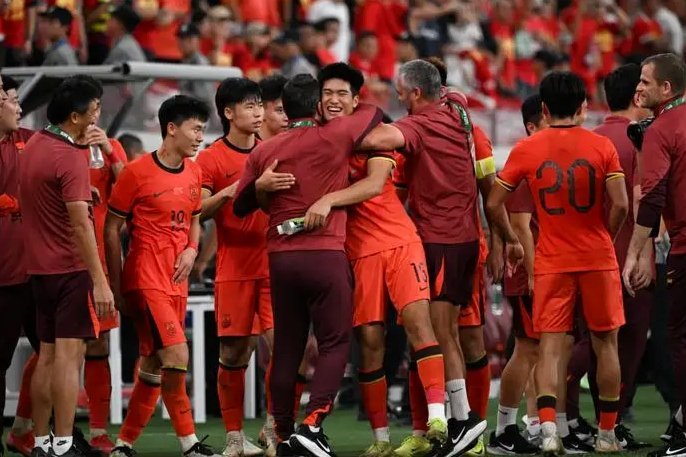 等U23亚洲杯和亚运会足球博弈拉爆，韩国足球就完了。