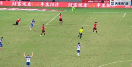 1分钟两球！季胜攀推射产生折射破门，津门虎3-0新鹏城