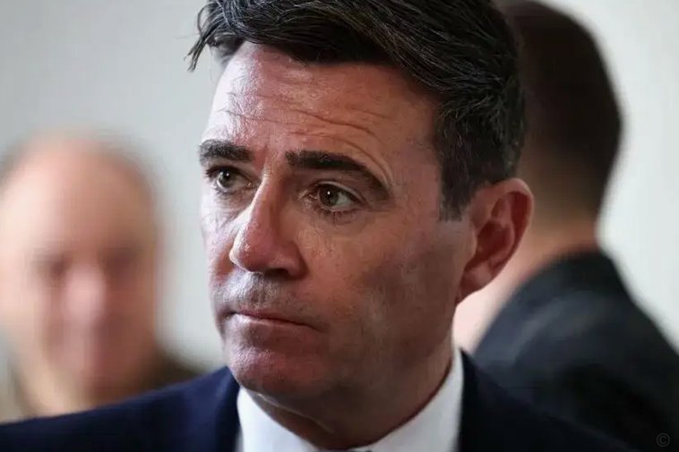 英首相伯纳姆：如果阿联酋撤出曼市我很担心，但我不宜评论